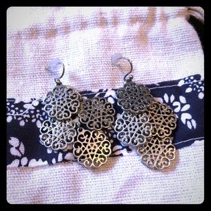 NWOT American Eagle Dangle Earrings 🦅